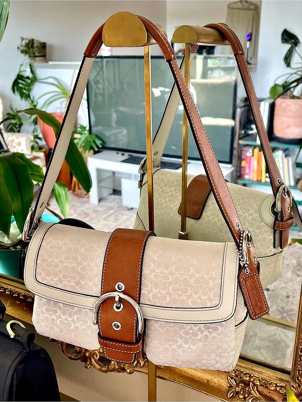 Coach Signature Buckle Shoulder Bag Beige & Brown